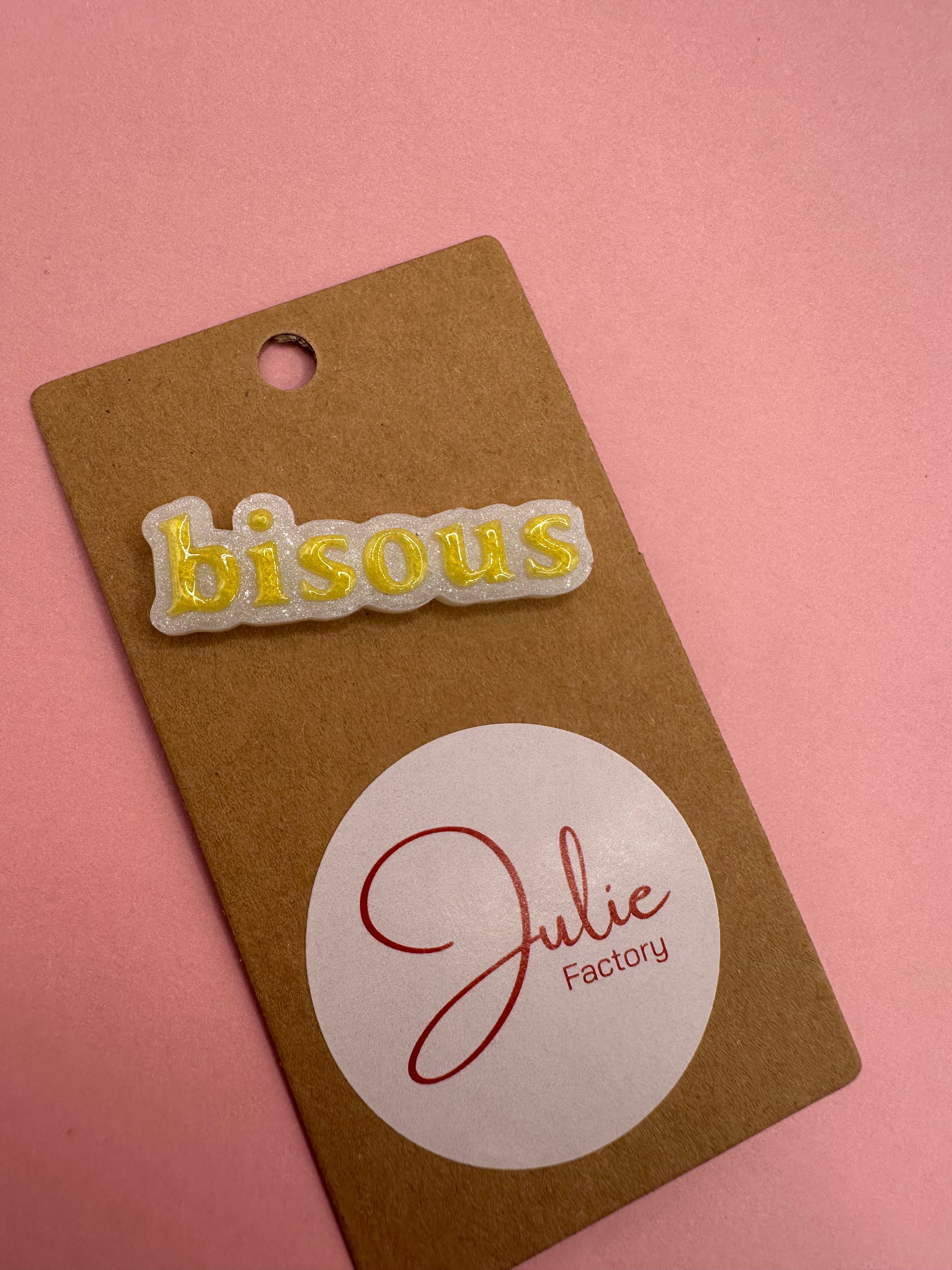 Broche BISOUS